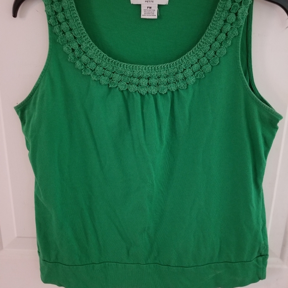 Ladies Tops - Picture 2 of 8
